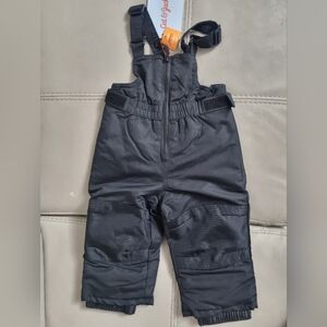 Cat & Jack- Black Snow bib